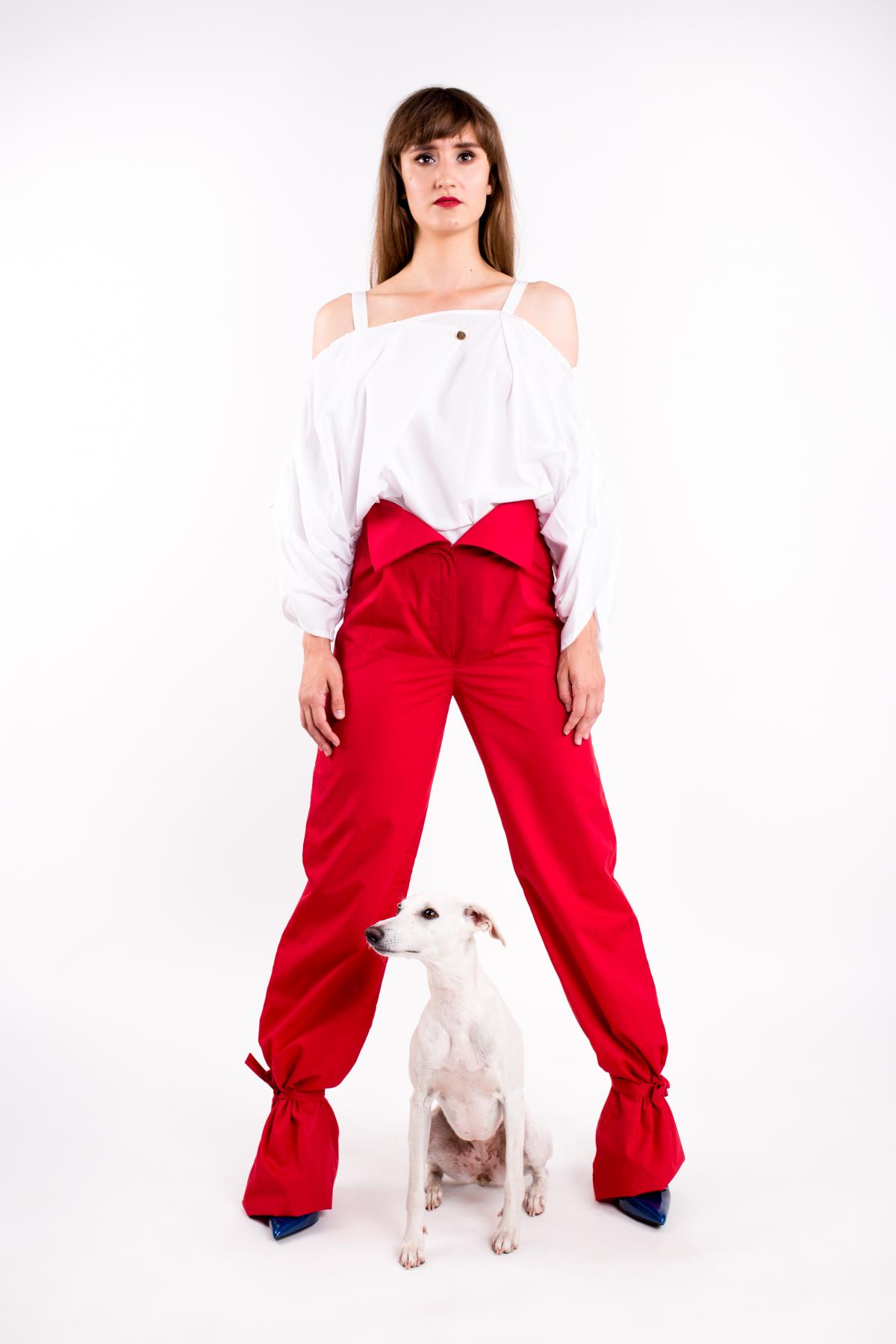 High waisted red pants, ankle tied